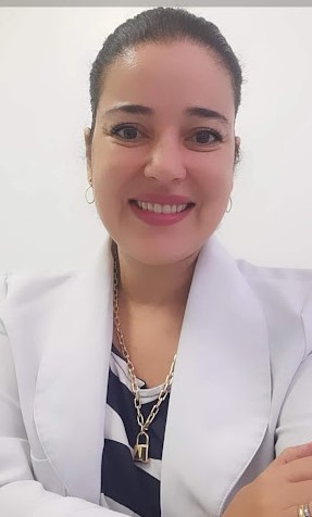 Cristina Martins Bastos Schneider