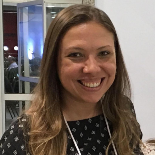 Caroline Ferreira Saladini